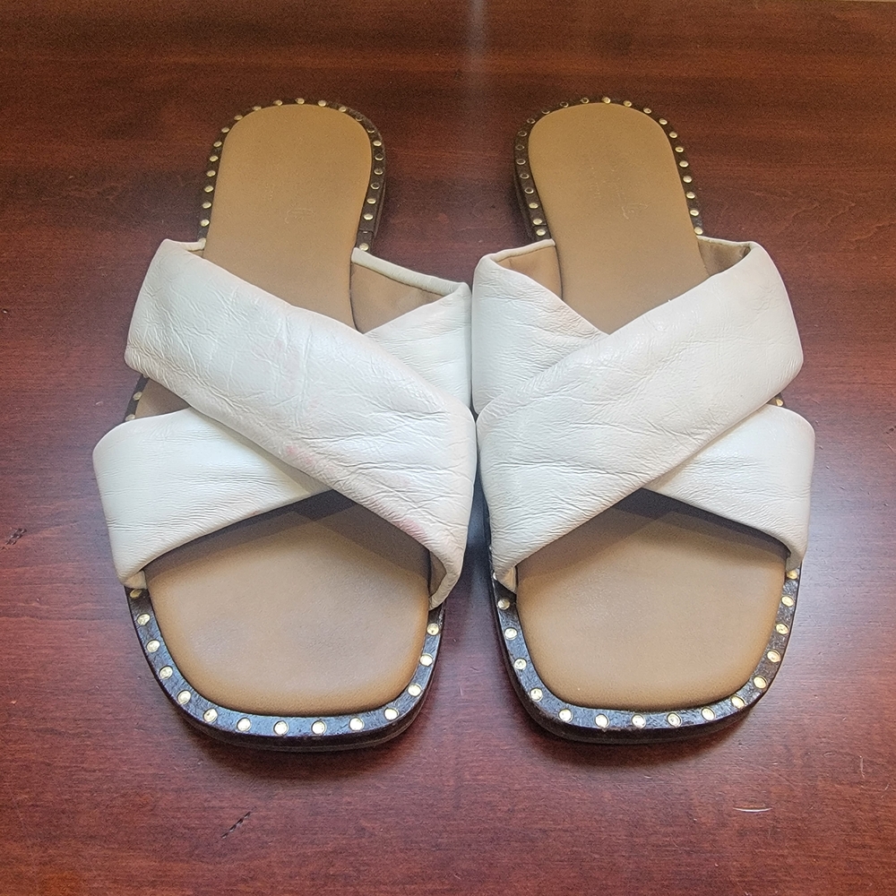 Mila Paoli White and Tan Criss-Cross Sandals